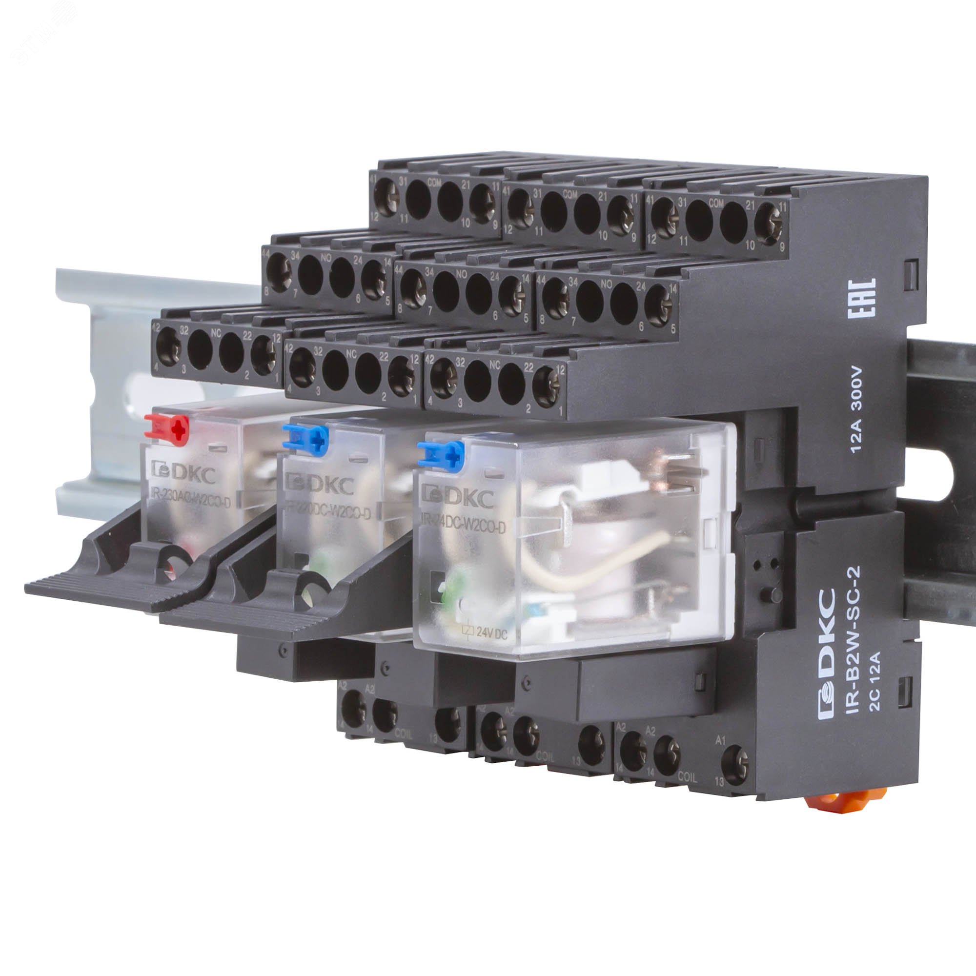 Пластиковый фиксатор для колодок IR-B4-SC/PT IR-RB-2 - DKC