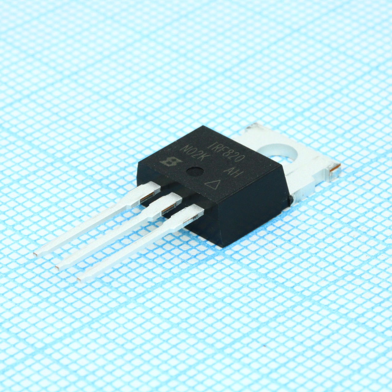 Купить IRF820PBF VISHAY оптом в Москве