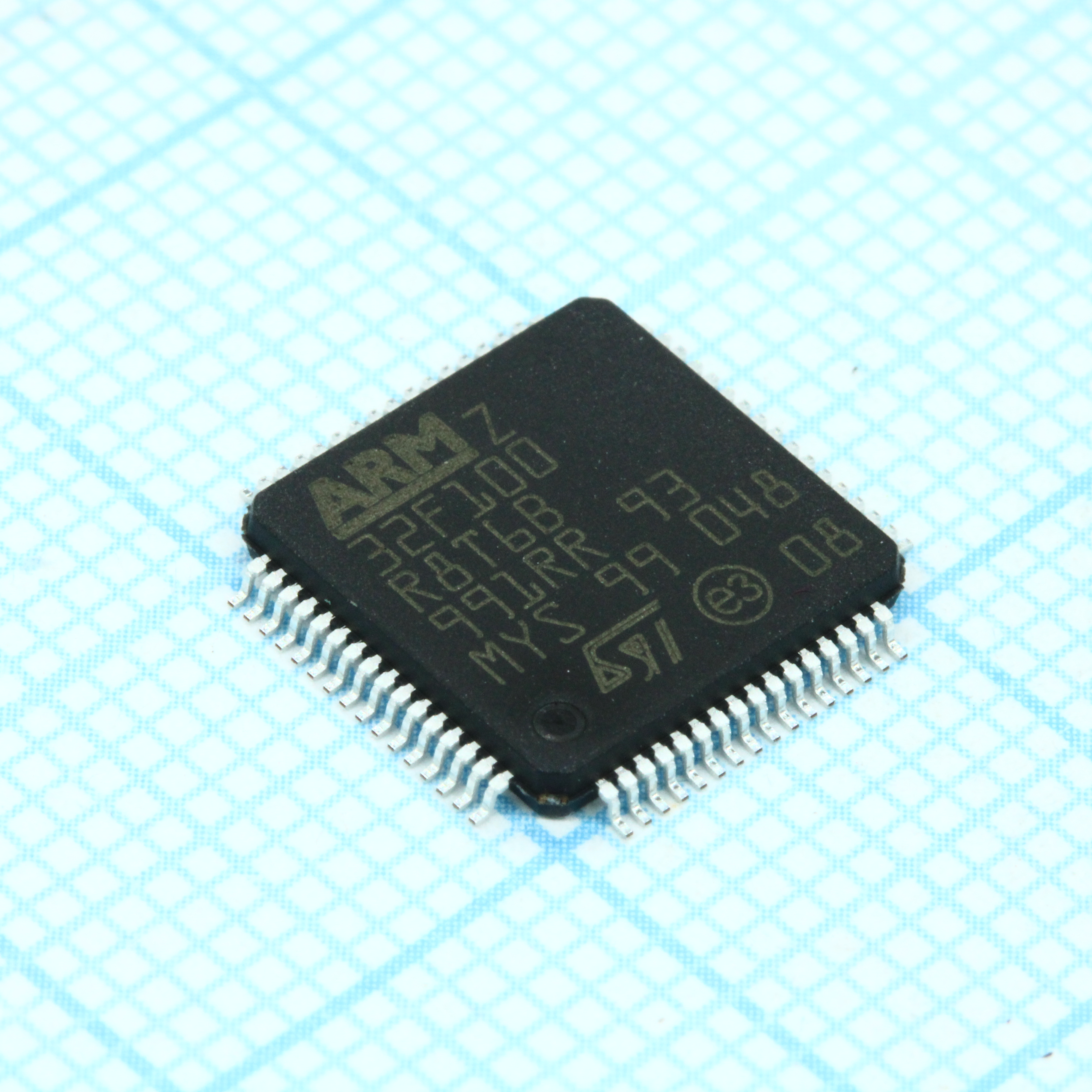 Купить STM32F100R8T6B STM оптом в Москве