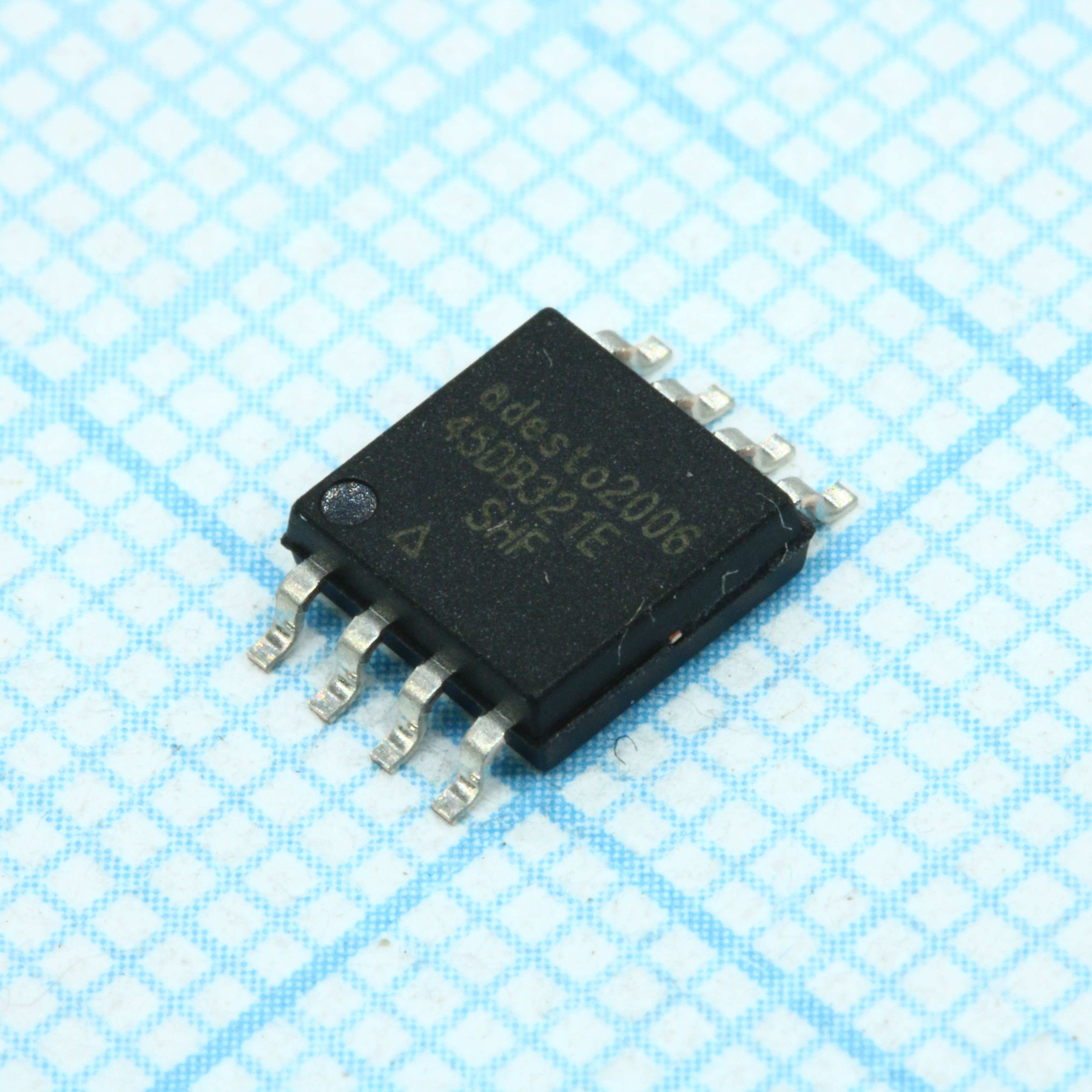AT45DB321E-SHF-T - Adesto