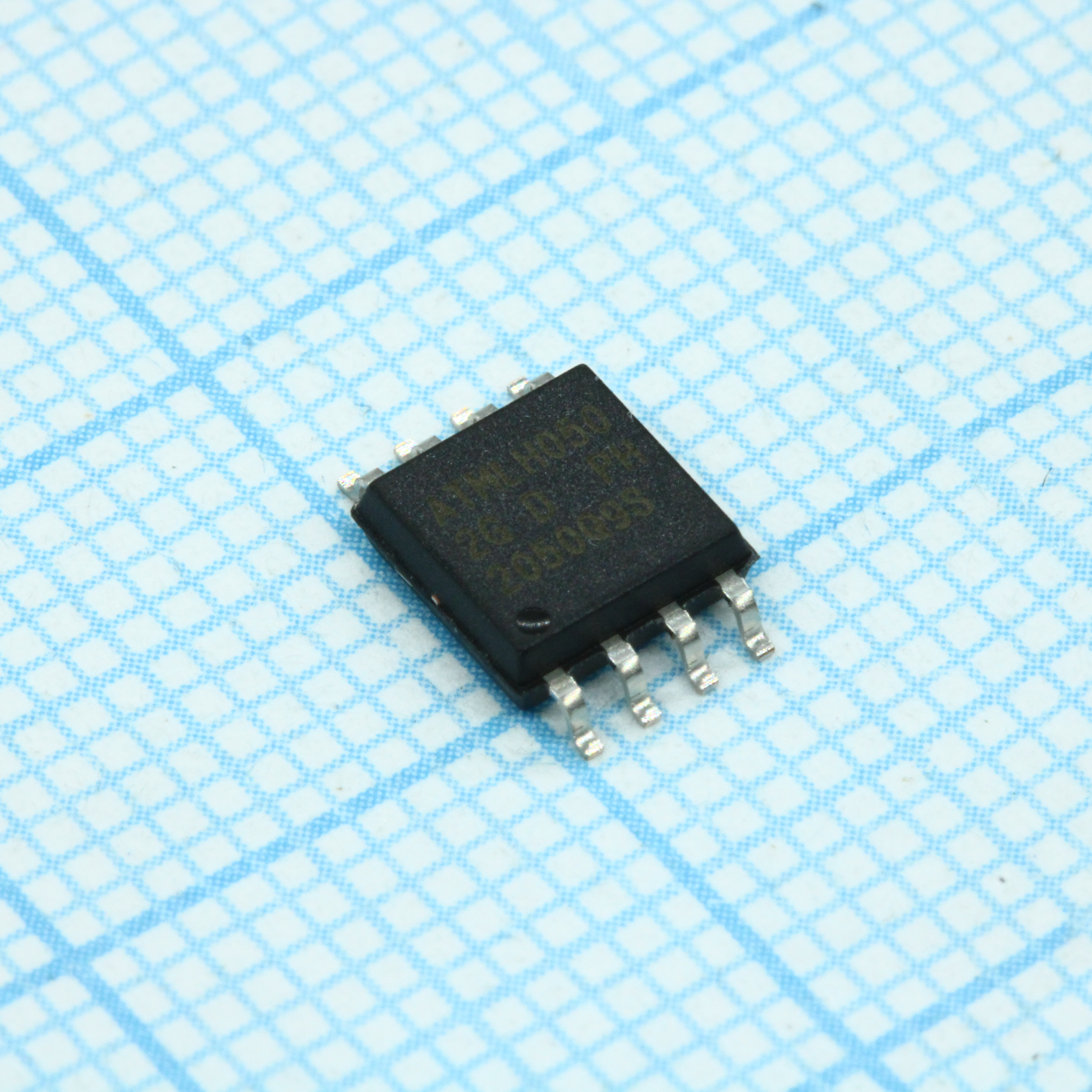 AT24CM01-SHD-B - MCHP