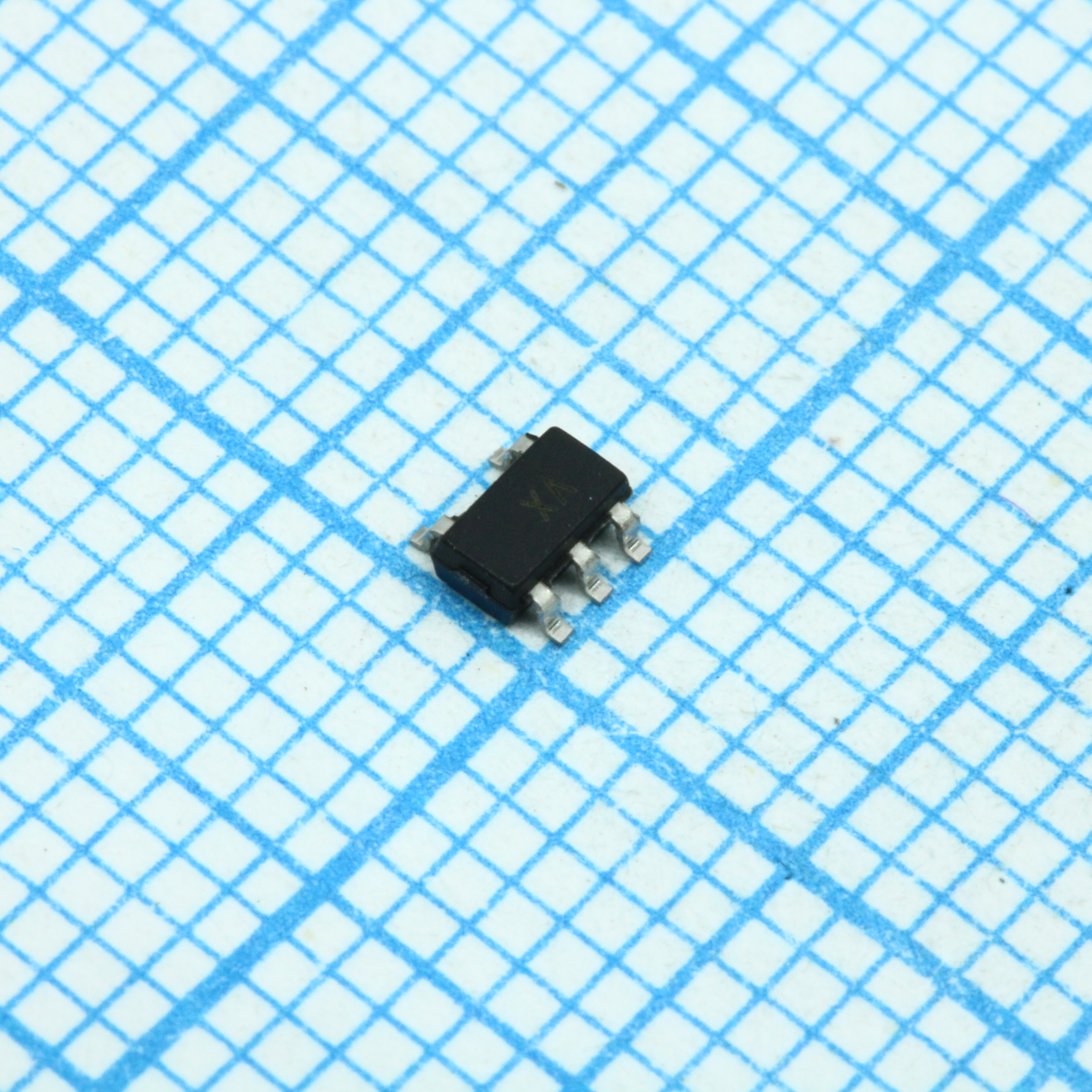 Купить MIC5501-3.0YM5-TR MCHP оптом в Москве