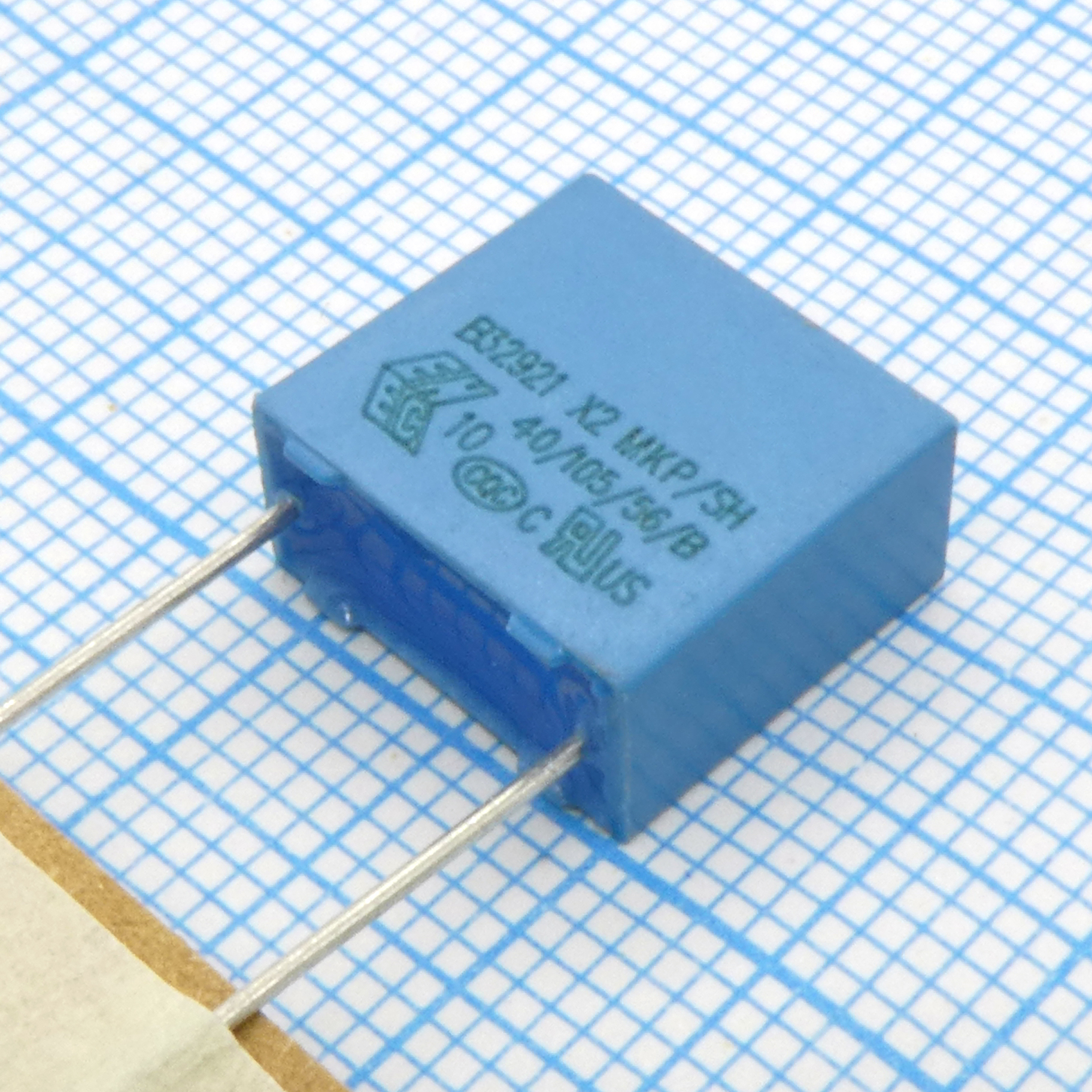 B32921C3104M189 - EPCOS