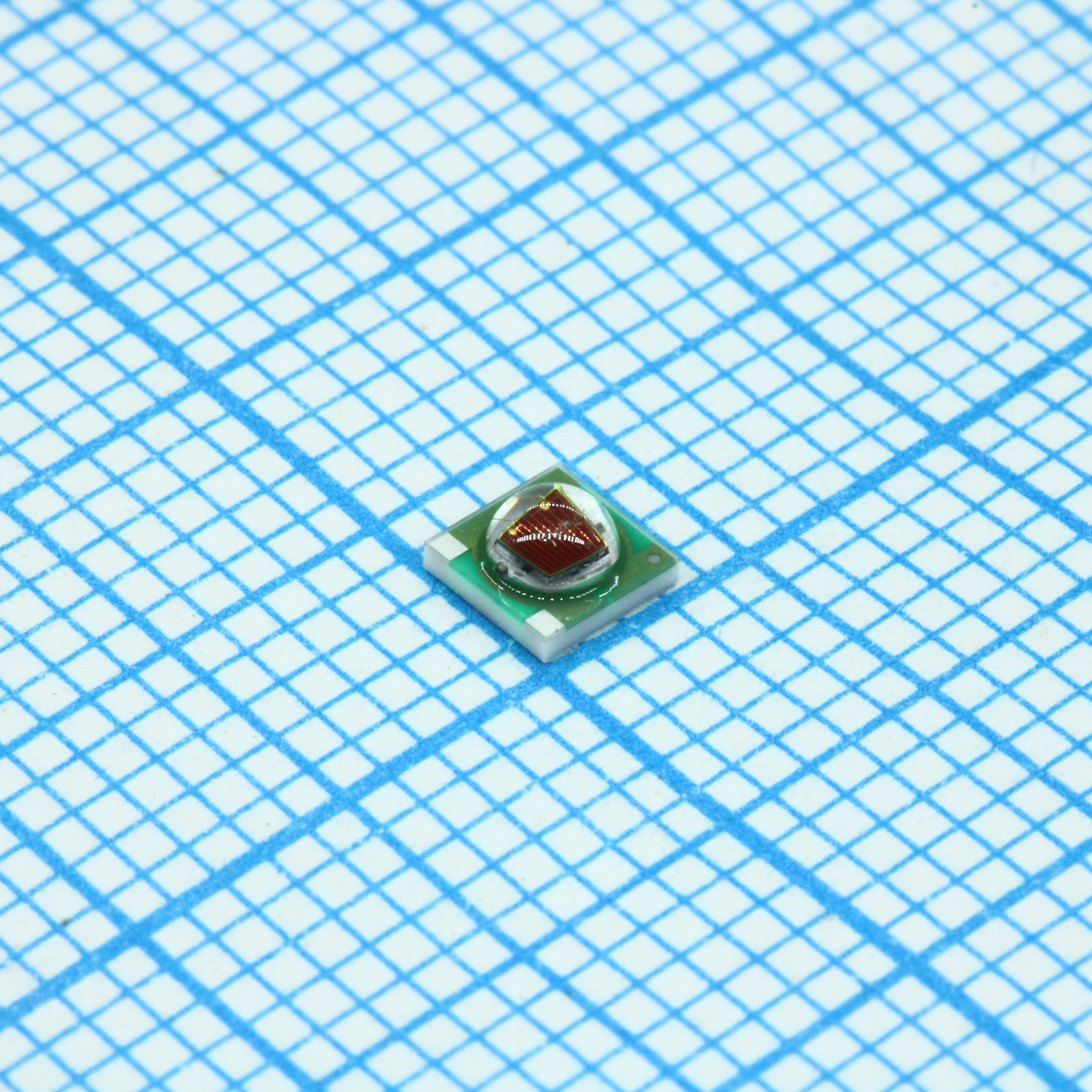 XPEFAR-L1-0000-00701 - CREE-LED