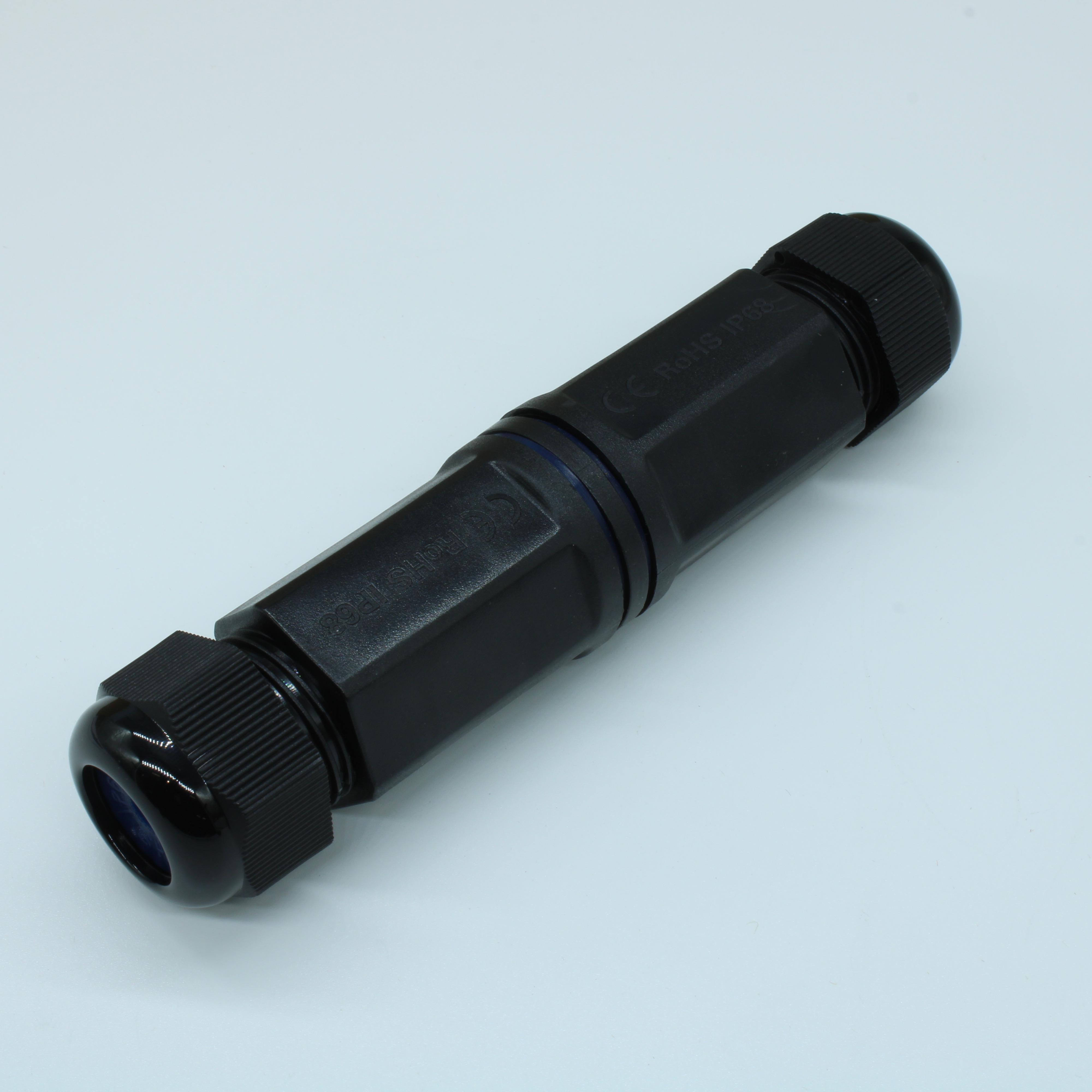 RJ45M25Z2L-6B - RUICHI