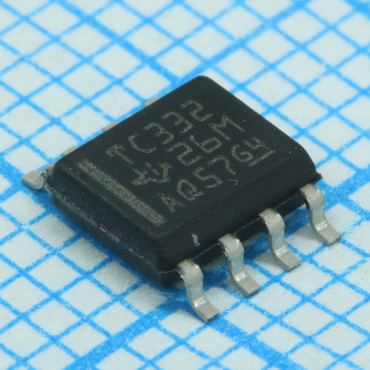 TC4428EOA713 - MCHP