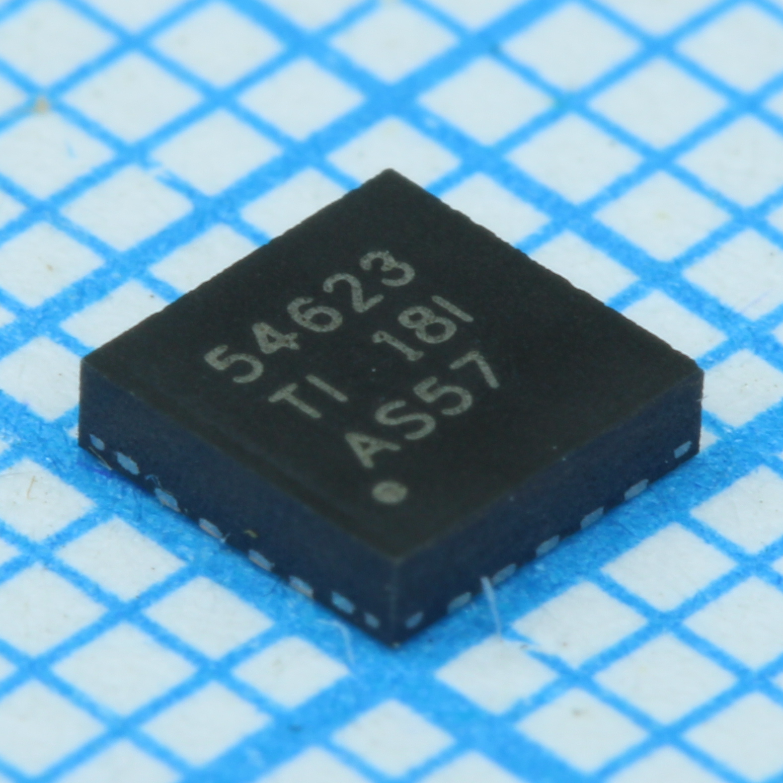ADP1754ACPZ-1.1-R7 - ADI