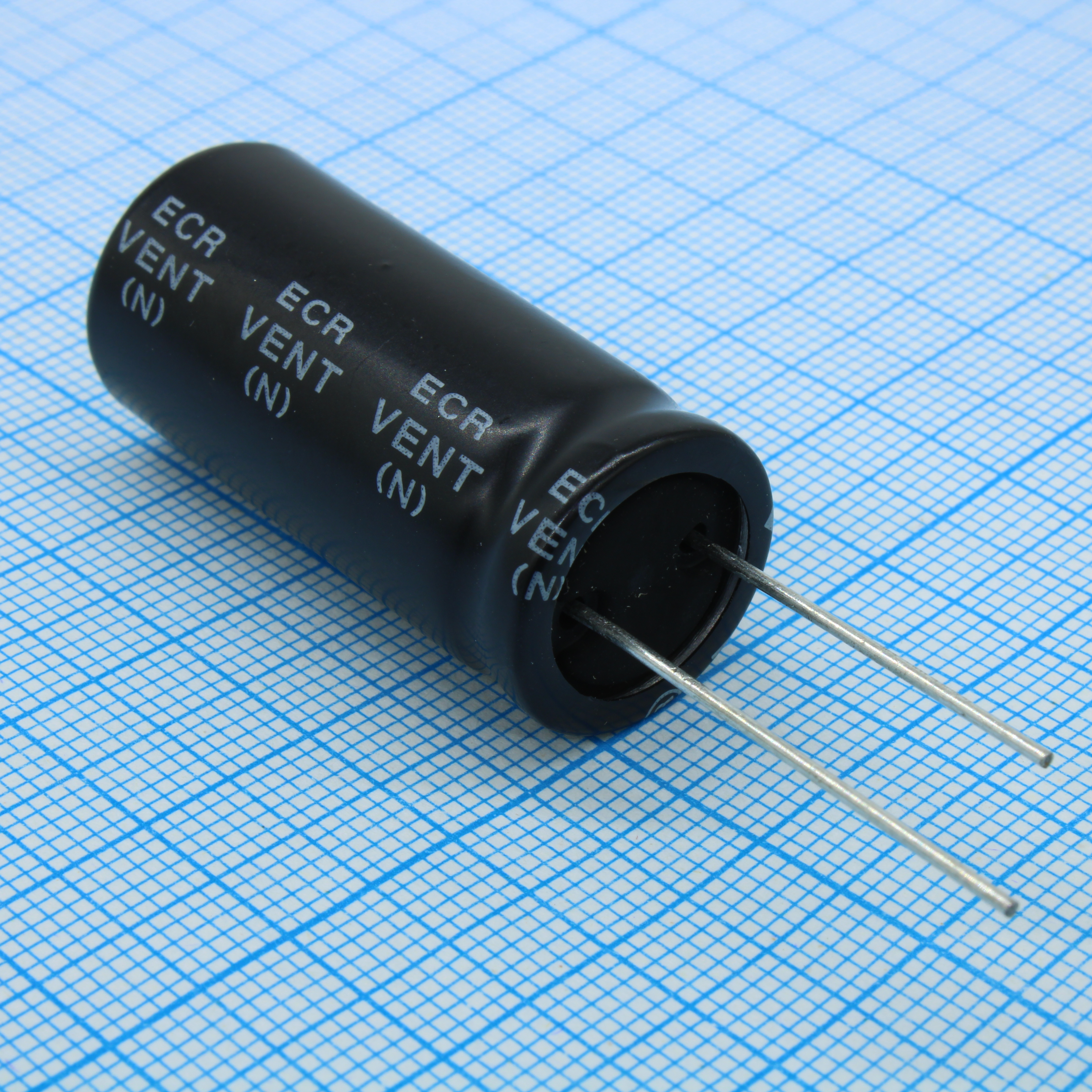 EXR682M16B - Hitano