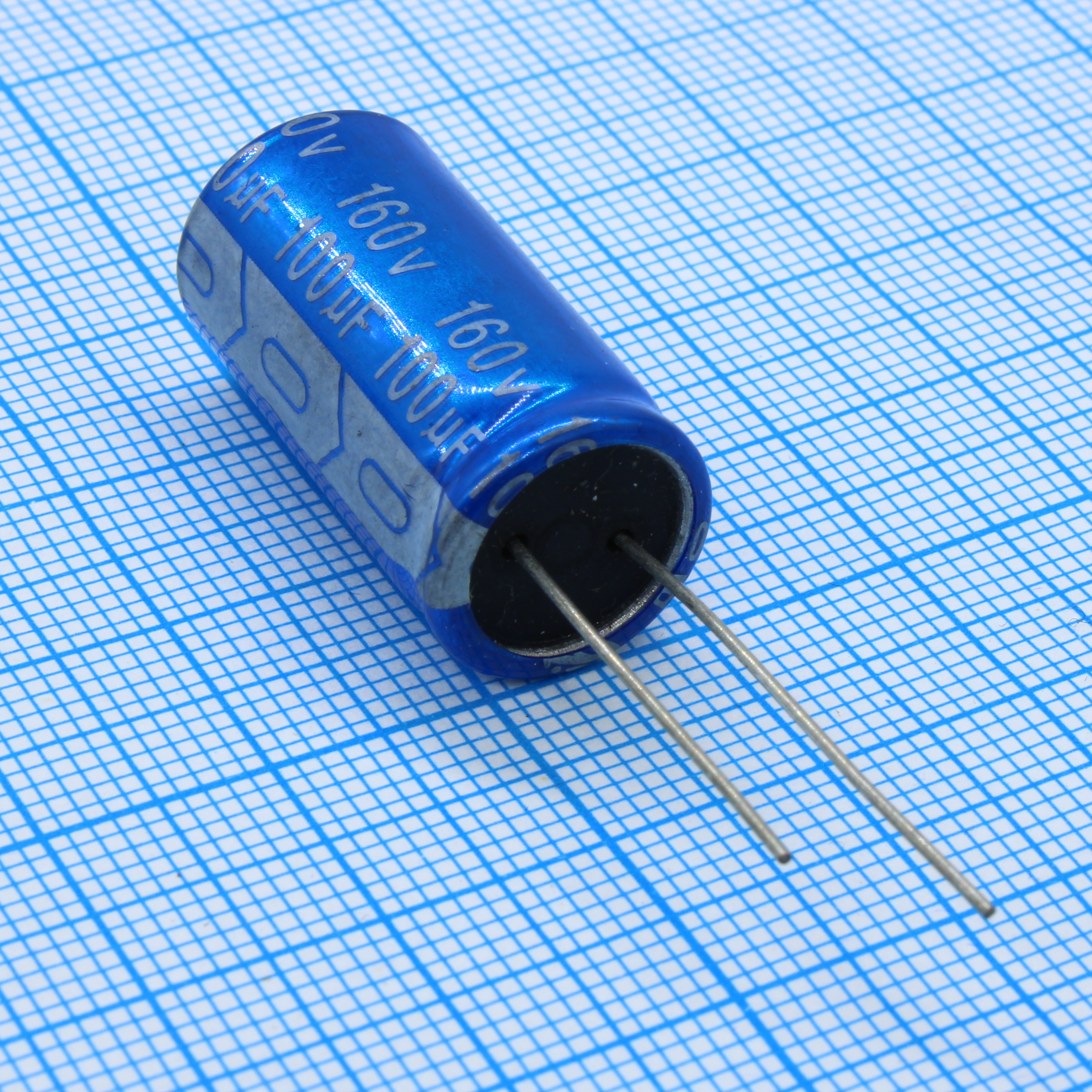 Купить JRB2C101M05001300250000B JB Capacitors оптом в Москве