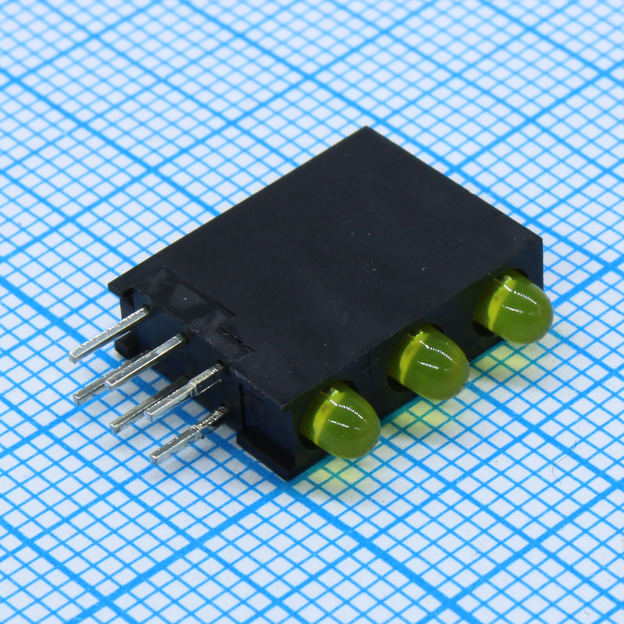 L-7104SA/3YD - Kingbright