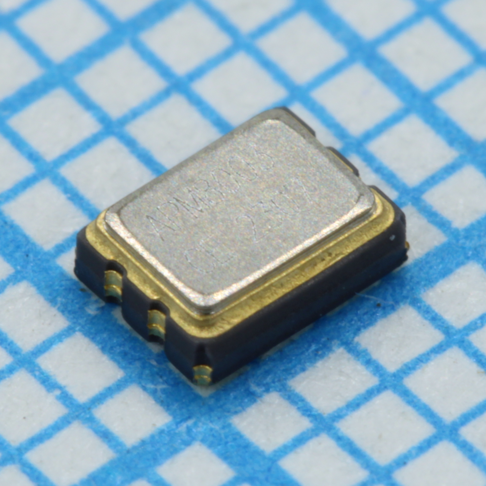 APM3B85624FO  2.00000MHz - APEMIC