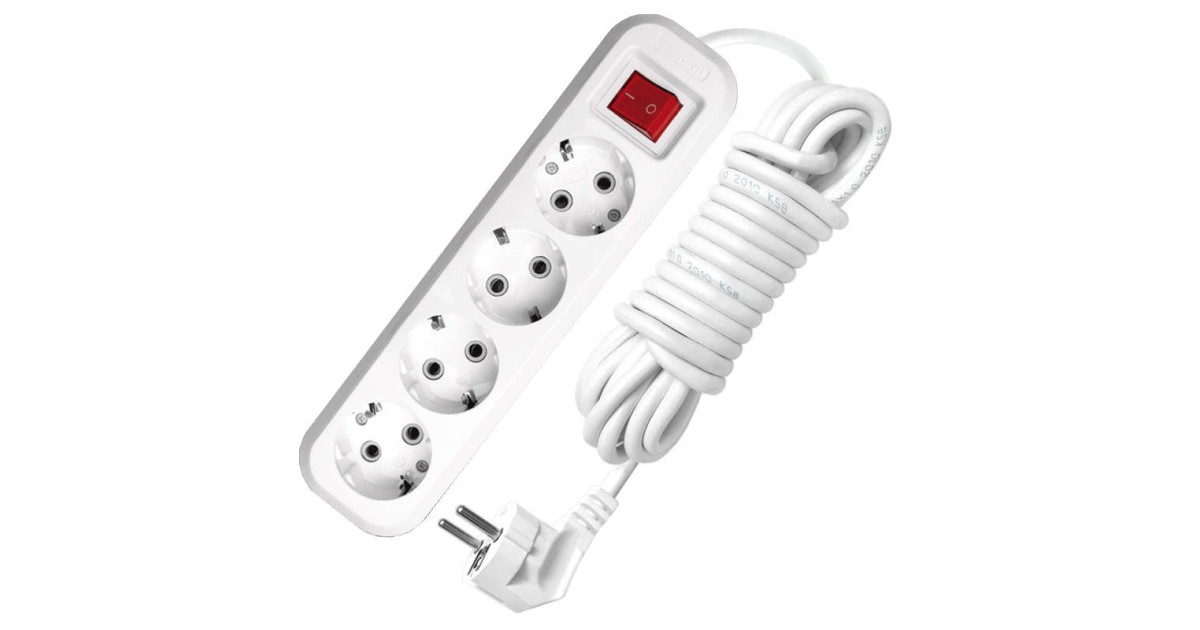 Купить Удлинитель 4х7м с заземл. 10А IP20 S-304 ПВС 3х1 с выкл. 9631992 UNIVersal оптом в Москве