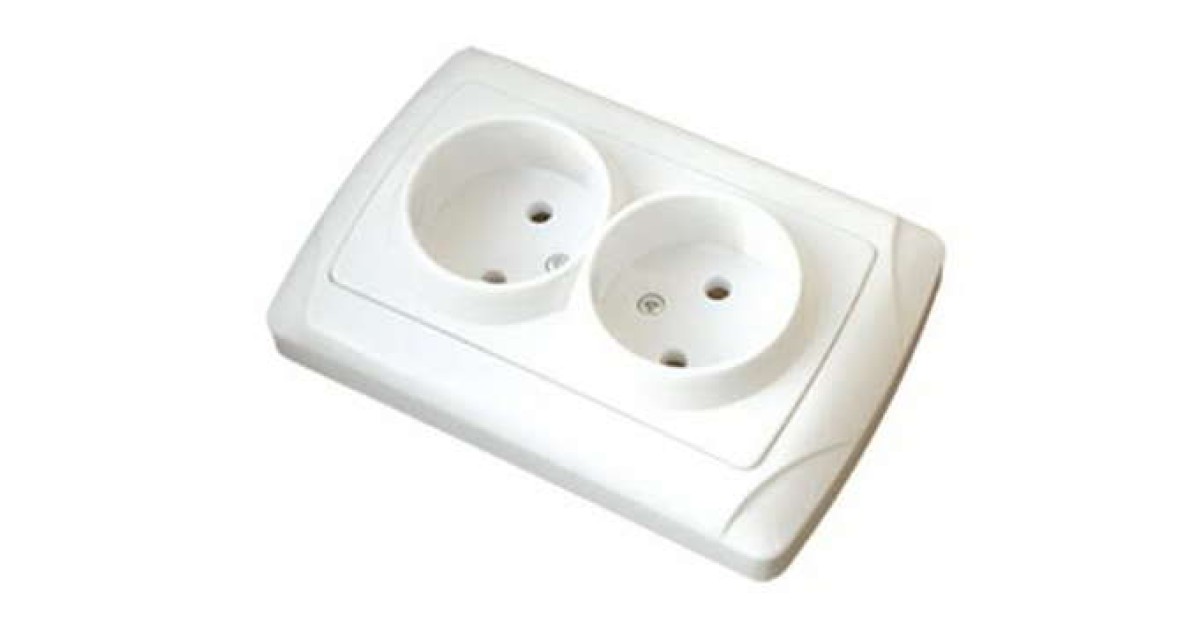 Купить Розетка 2-м СП Маргарита 16А IP20 без заземл. бел. М0102 UNIVersal оптом в Москве