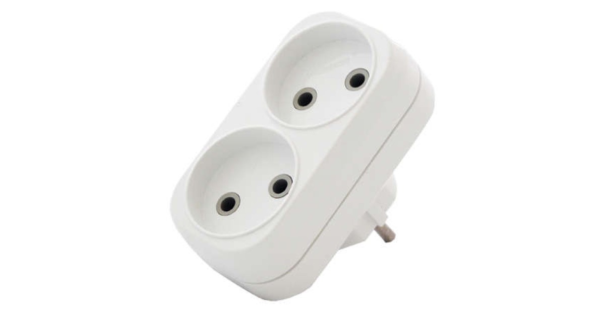 Купить Разветвитель 2-м без заземл. 6А плоский А202 UNIVersal оптом в Москве