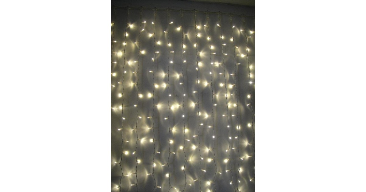 Купить Гирлянда светодиодная "Бахрома" 1.8х0.5м 48LED схема нитей 1/2/3/5/3/2 тепл. бел. IP20 возможность соединения до 3шт 220В КОСМОС KOC_CUR-V21 Космос оптом в Москве