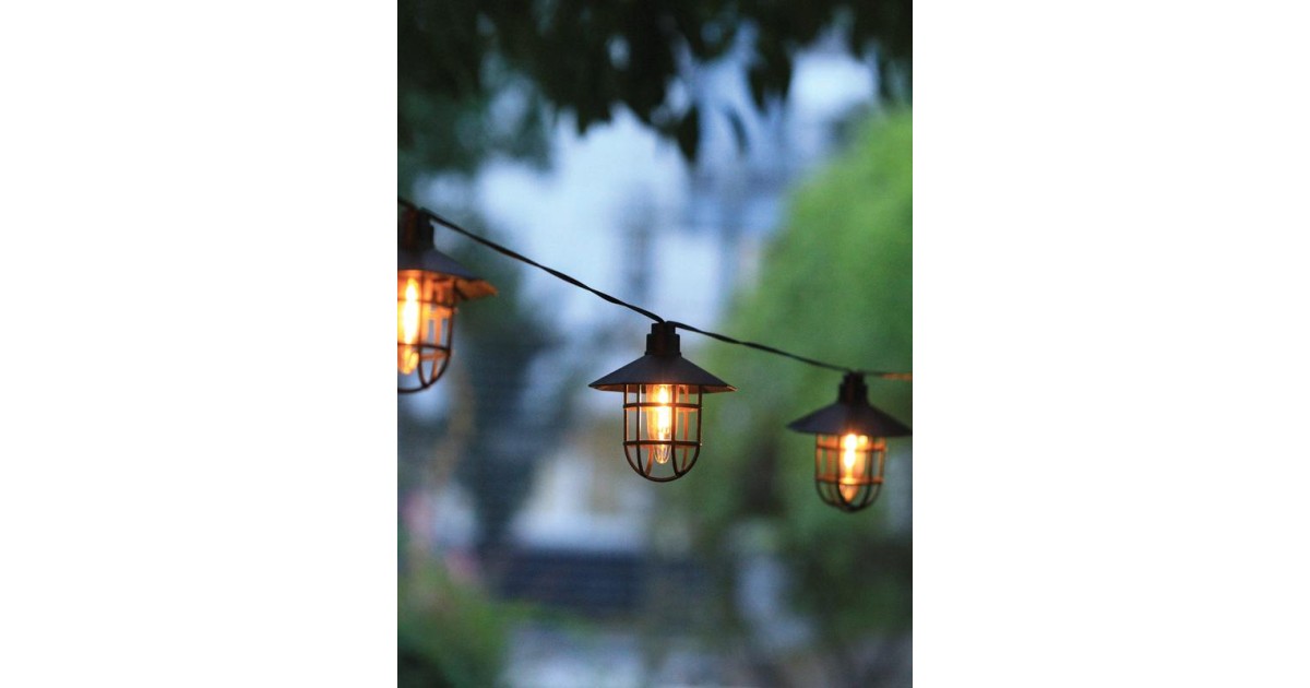 Купить Гирлянда светодиодная садовая 2.8м 8 фонарей на солнечной панели литиевый аккум. 3.7В 600мА.ч 14500 КОСМОС KOC_SOL111 Космос оптом в Москве