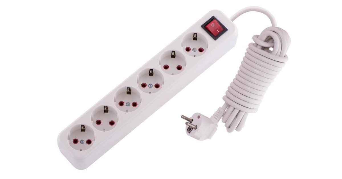 Купить Удлинитель 6х5м с заземл. 16А IP20 Lila с выкл. 720-0605-602 Lezard оптом в Москве