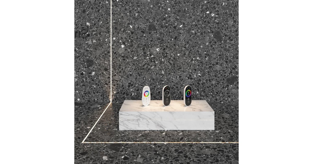 Купить Контроллер для светодиодной ленты RGBW Maytoni CLM003 Maytoni оптом в Москве