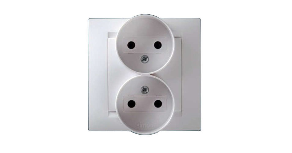 Купить Розетка 2-м СП 5 16А IP20 250В без заземл. винт. клеммы бел. 1590457-030 Simon оптом в Москве