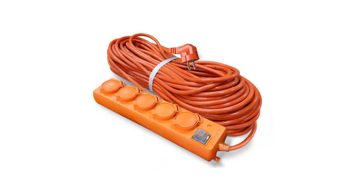 Купить Удлинитель-шнур 5х10м с заземл. 16А IP44 У10-026 ПВС 3х1.5 с выкл. с индикатором сети с защ. крышкой 9633922 UNIVersal оптом в Москве