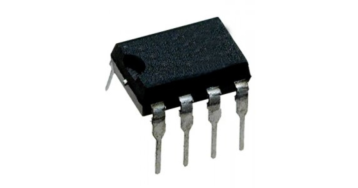 Купить КР544УД1А МикроМ оптом в Москве