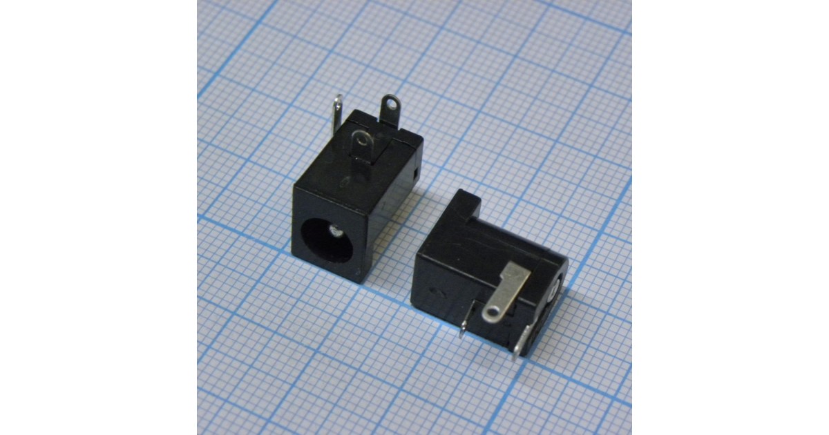 Купить гнездо 5.5*2.5   (3016) 2827 SHE оптом в Москве