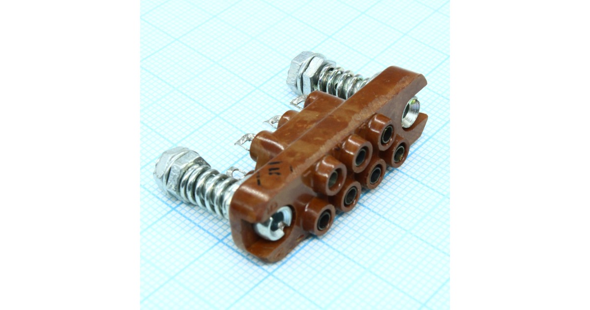Купить РП10-7 Л розетка Россия оптом в Москве