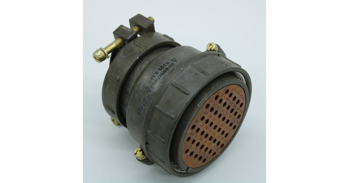 Купить ШР60П47НШ2 розетка Россия оптом в Москве