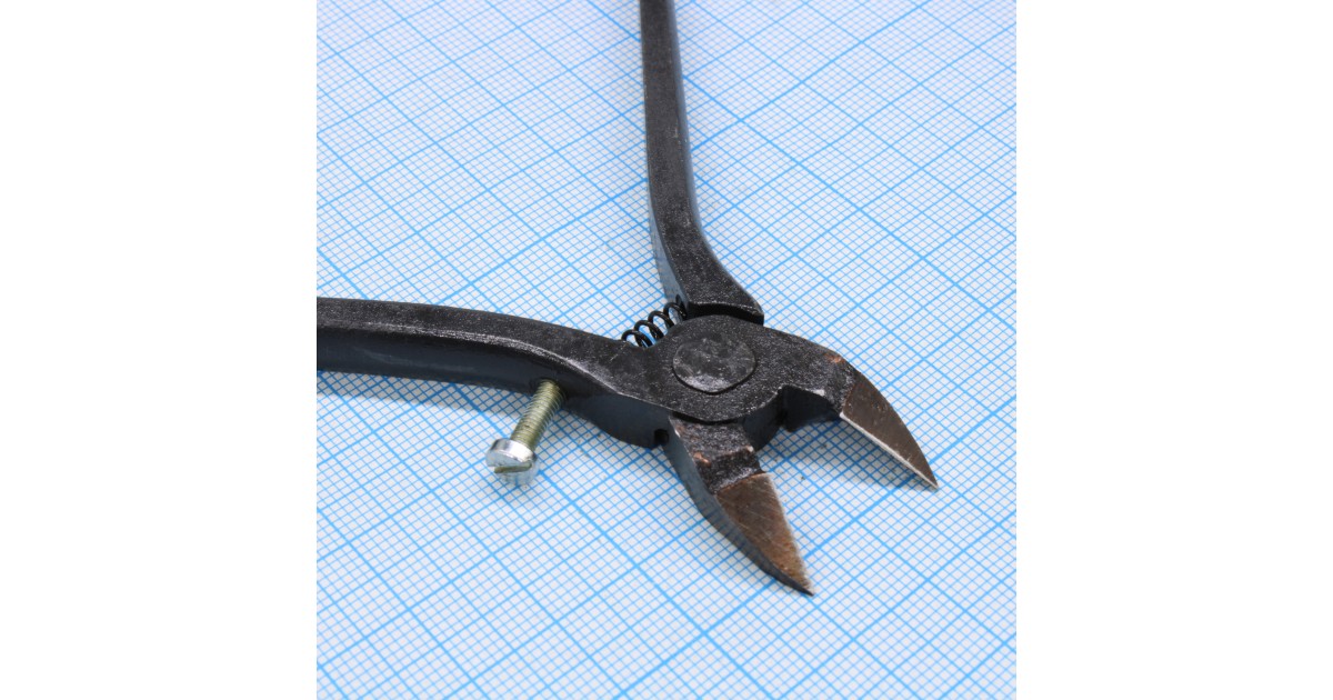 Купить ИН-0009 кусачки боковые косые, победитовые, пружина, упор Россия оптом в Москве